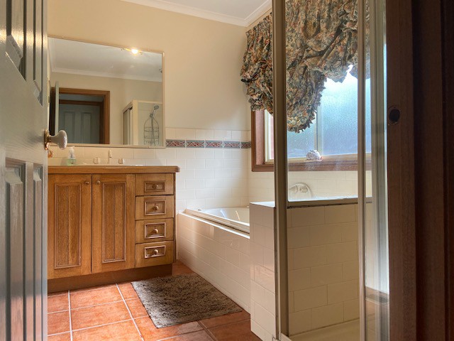 10 Oldstead RoadGreensborough, VIC 3088  - Leased, Greensborough - Thumbnail 6