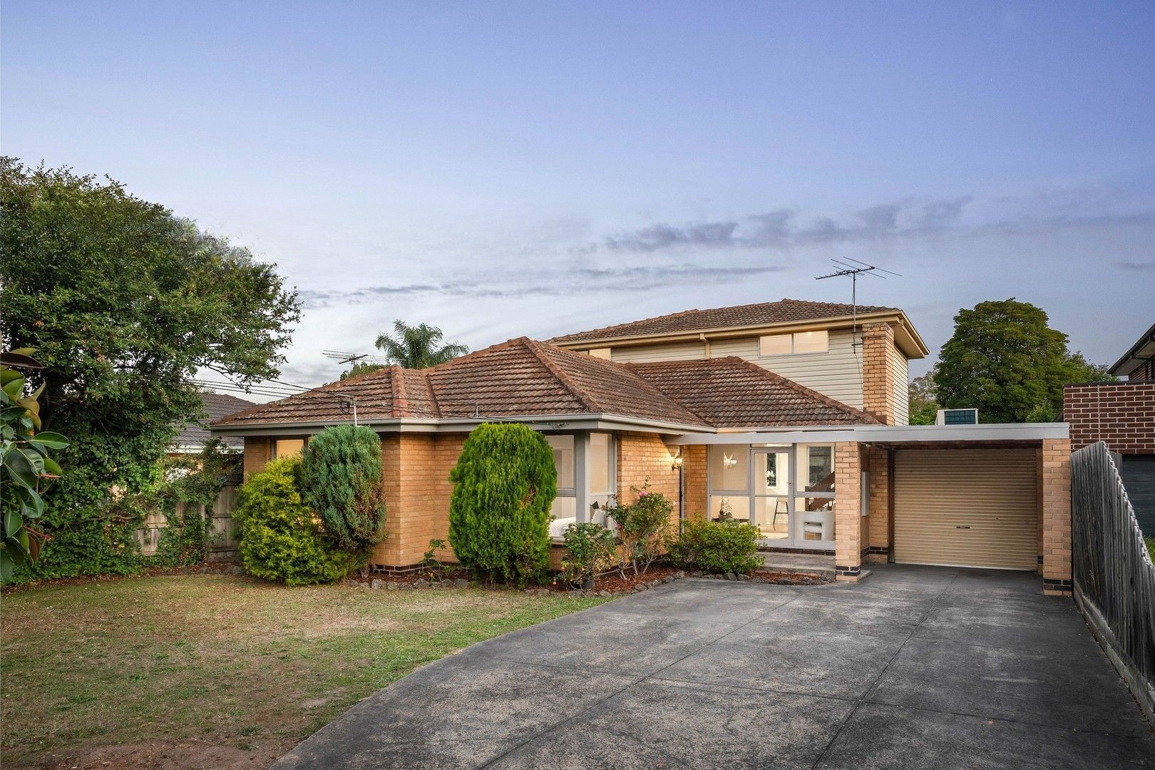 10 Oleanda Crescent, Nunawading, VIC 3131