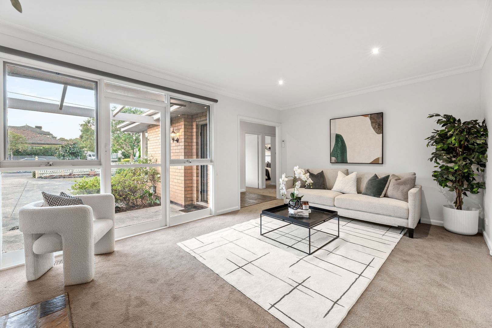 10 Oleanda Crescent, Nunawading, VIC 3131, Nunawading - Thumbnail 2