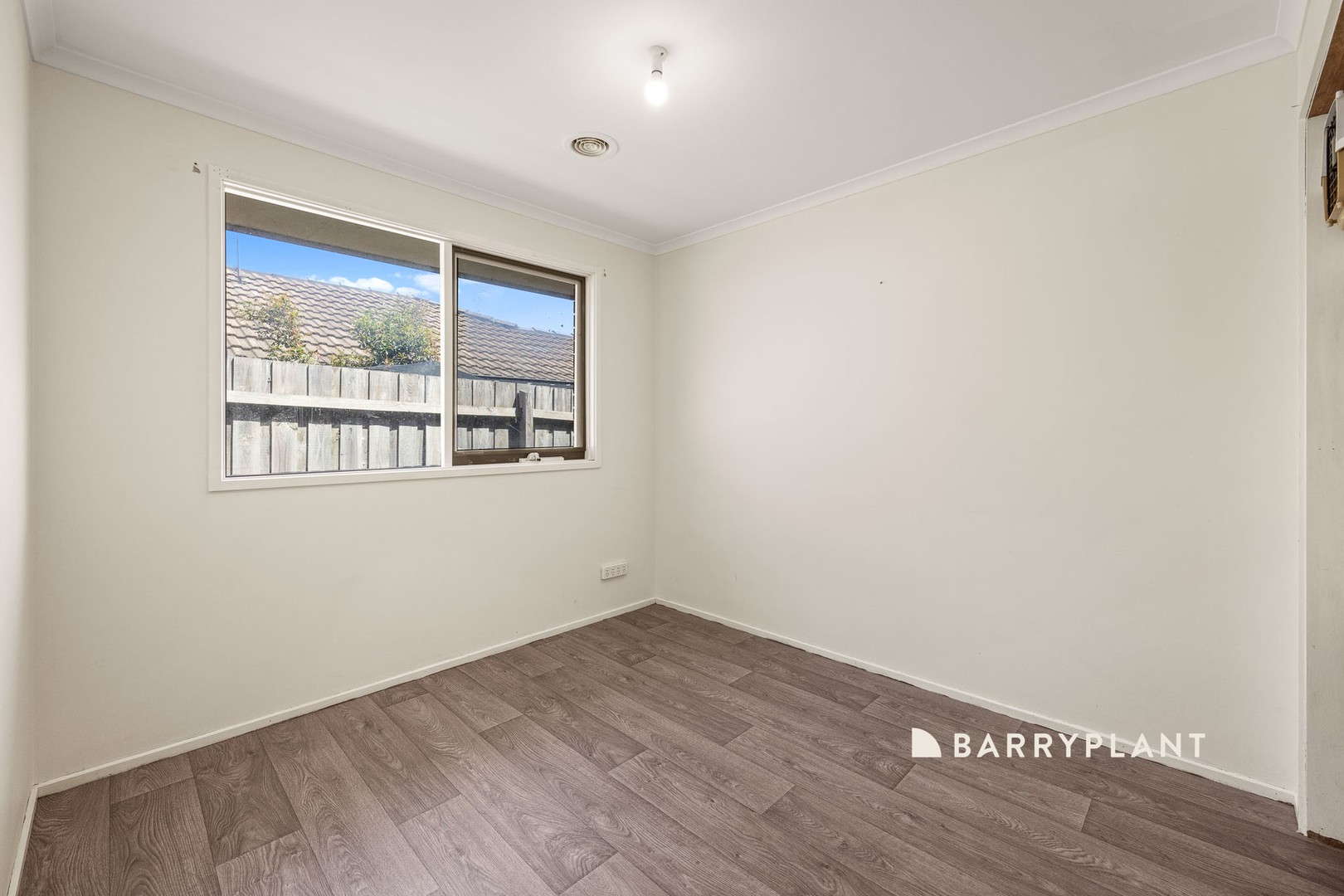10 Osborn Grove, Pakenham, VIC 3810, Pakenham - Thumbnail 7
