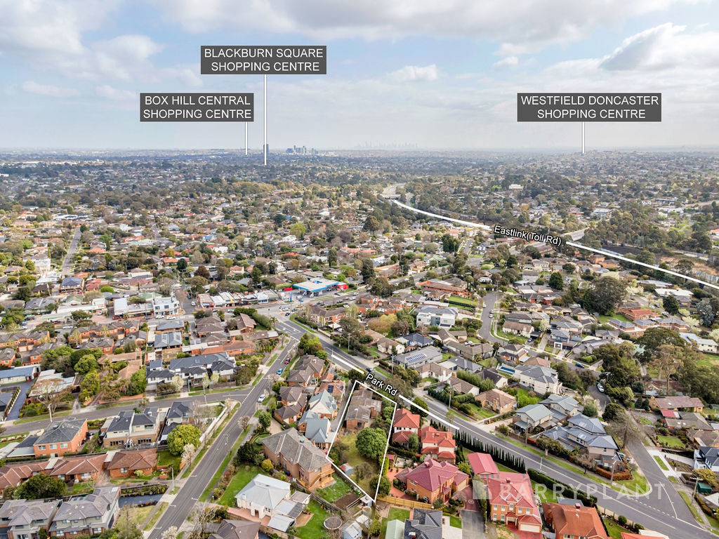 10 Park Road, Donvale, VIC 3111 - Thumbnail 2 - 12/09/2024