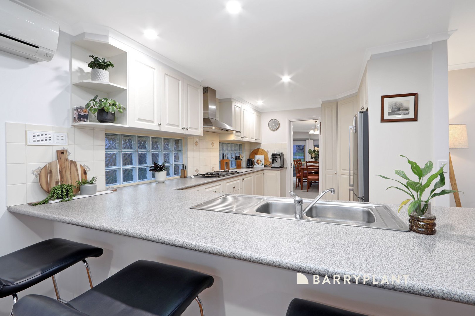 10 Parkview Terrace, Lysterfield South, VIC 3156, Lysterfield South - Thumbnail 3