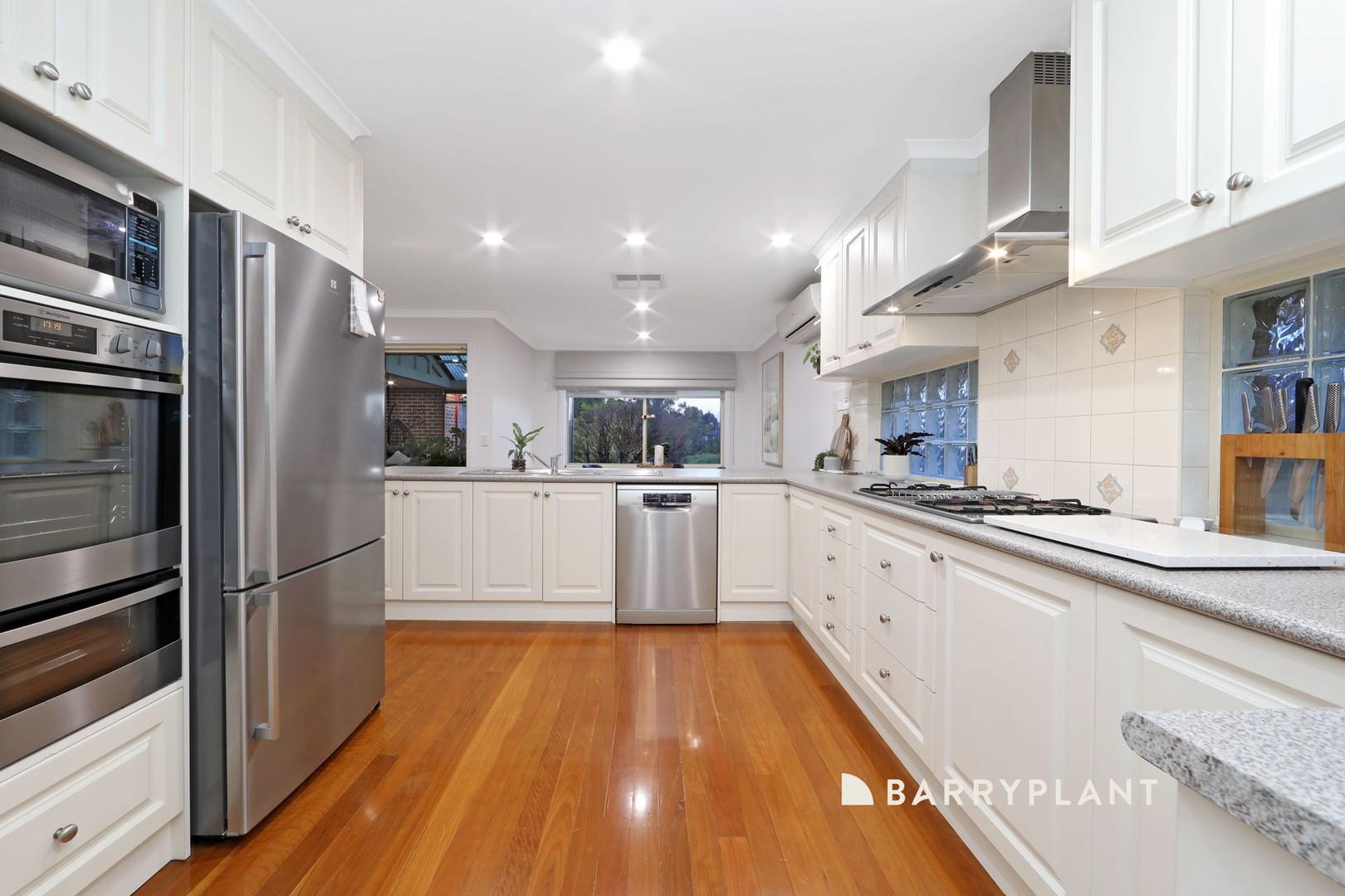 10 Parkview Terrace, Lysterfield South, VIC 3156, Lysterfield South - Thumbnail 4