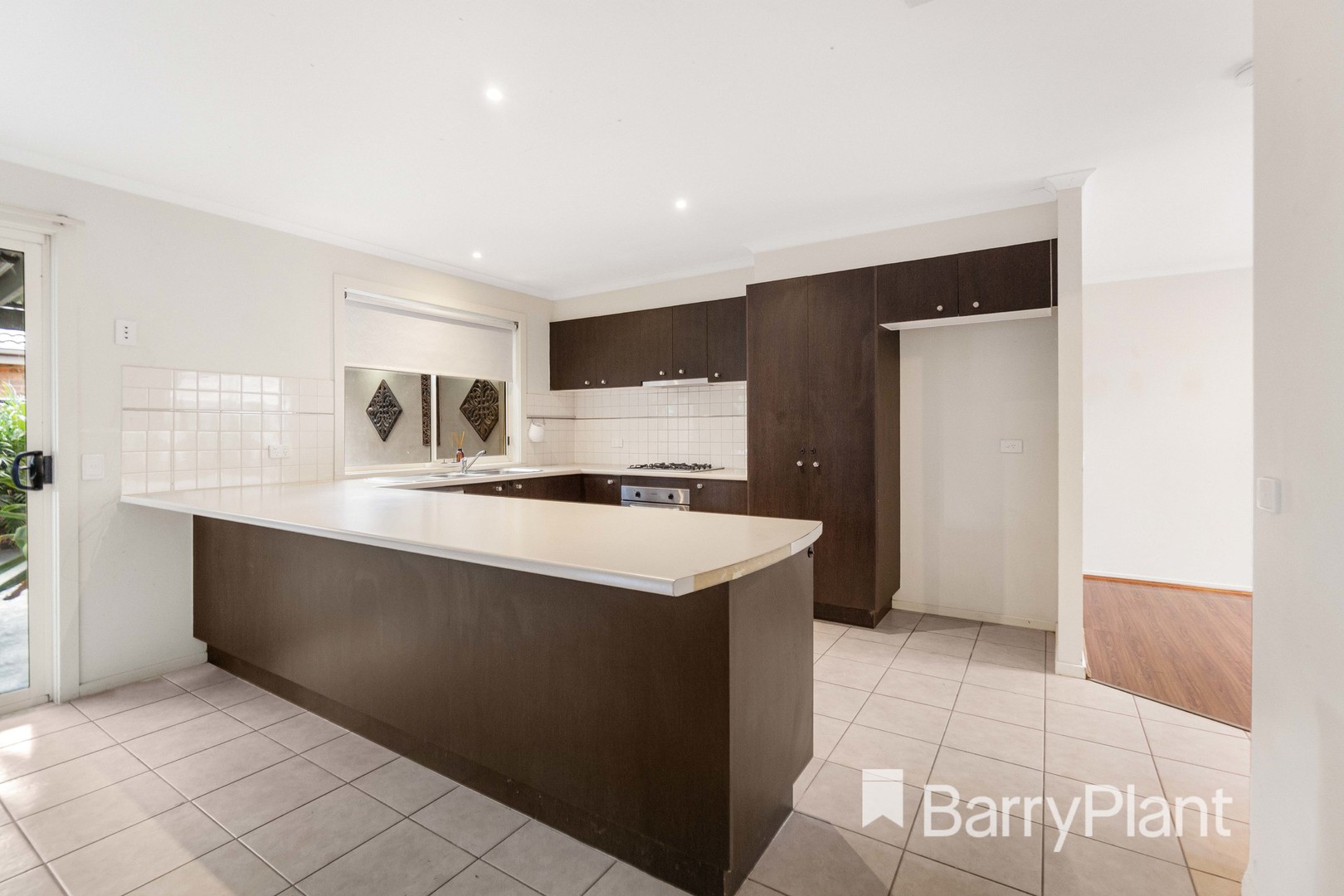 10 Parvum Way, Wyndham Vale, VIC 3024, Wyndham Vale - Thumbnail 4