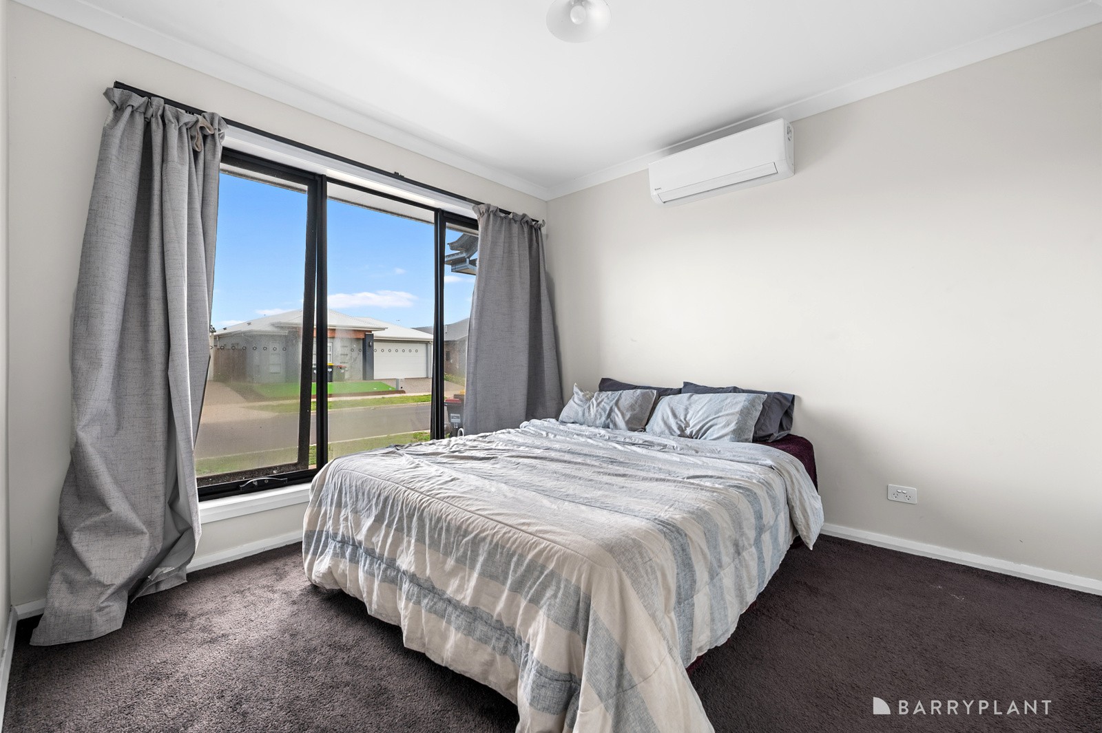 10 Pawling Street, Rockbank, VIC 3335 - Thumbnail 2 - 28/07/2026