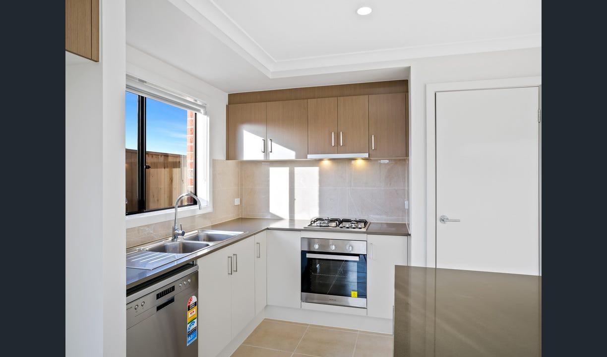 10 Penzance Street, Truganina, VIC 3029, Truganina - Thumbnail 2