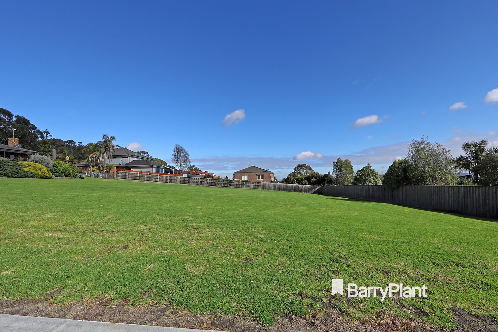 10 Perry Place, Lysterfield, VIC 3156 - Thumbnail 1 - 22/06/2022