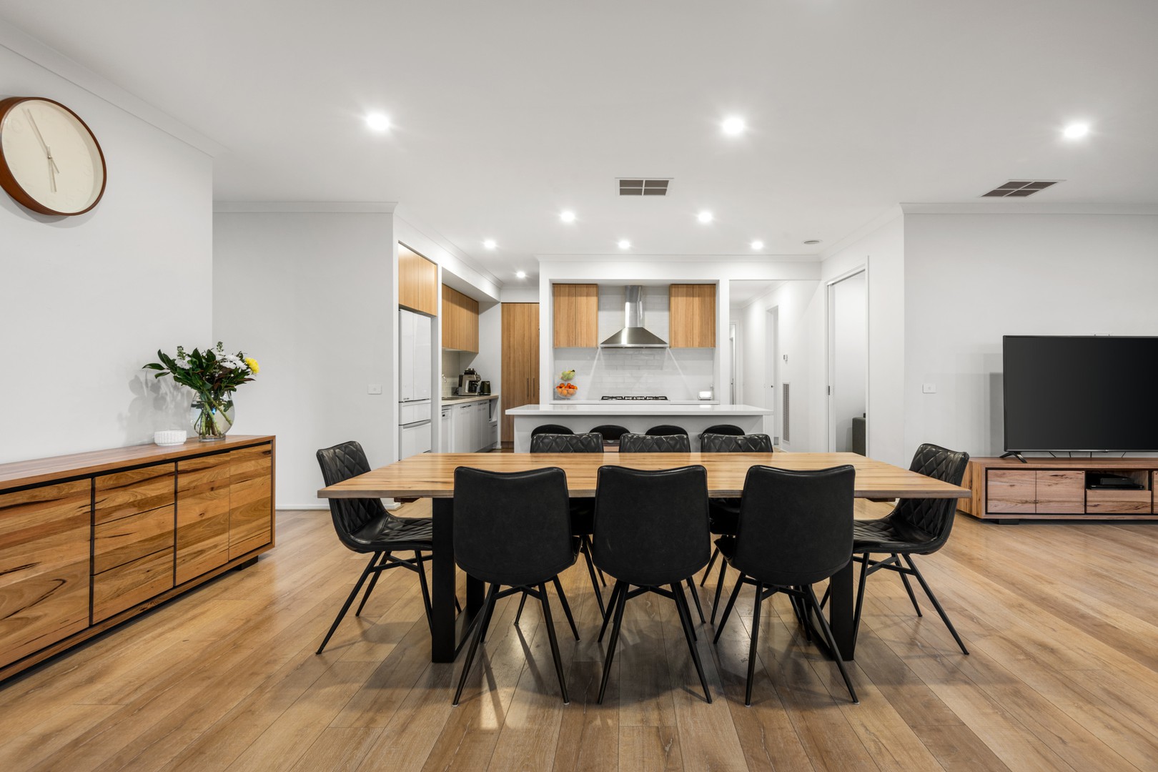 10 Pine Avenue, North Shore, VIC 3214, North Shore - Thumbnail 6