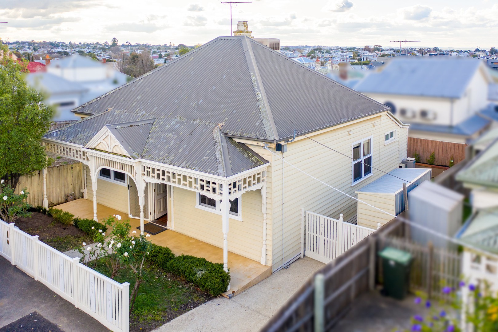 10 Potter Street, Geelong West, VIC 3218 - Thumbnail 2 - 10/08/2022