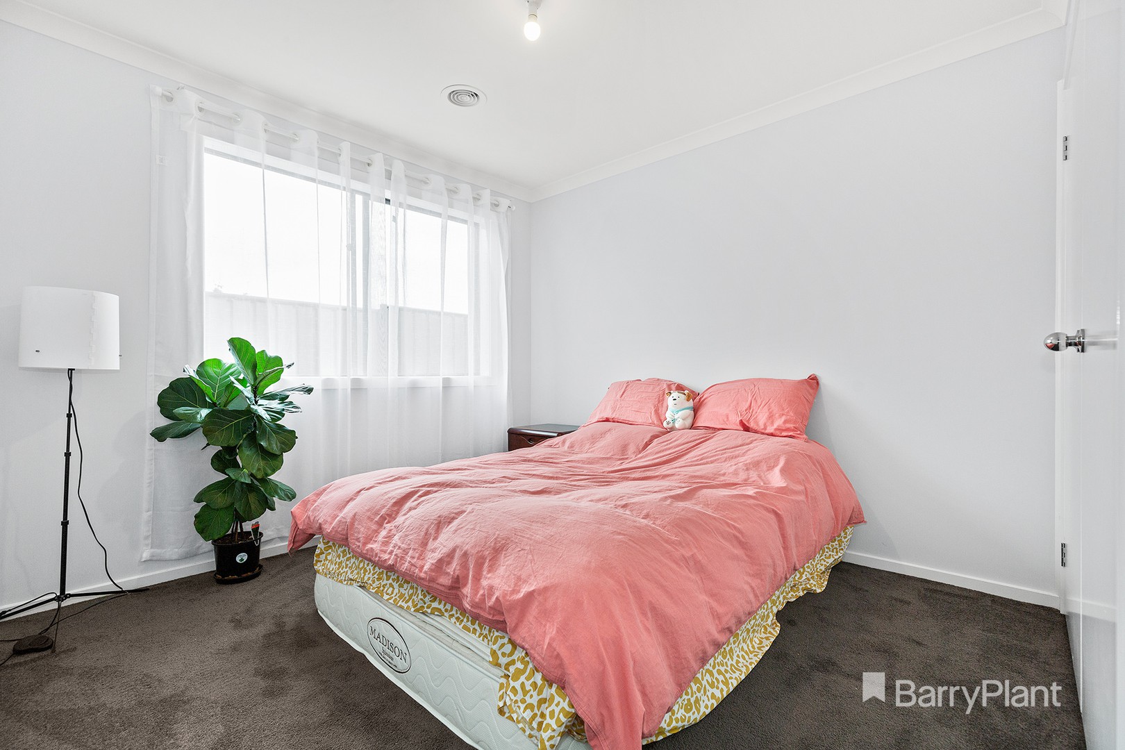 10 Powell Place, Pakenham, VIC 3810, Pakenham - Thumbnail 7
