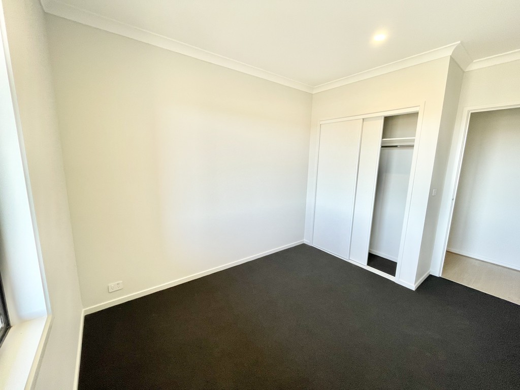 10 Pretty Walk, Fraser Rise, VIC 3336, Fraser Rise - Thumbnail 8