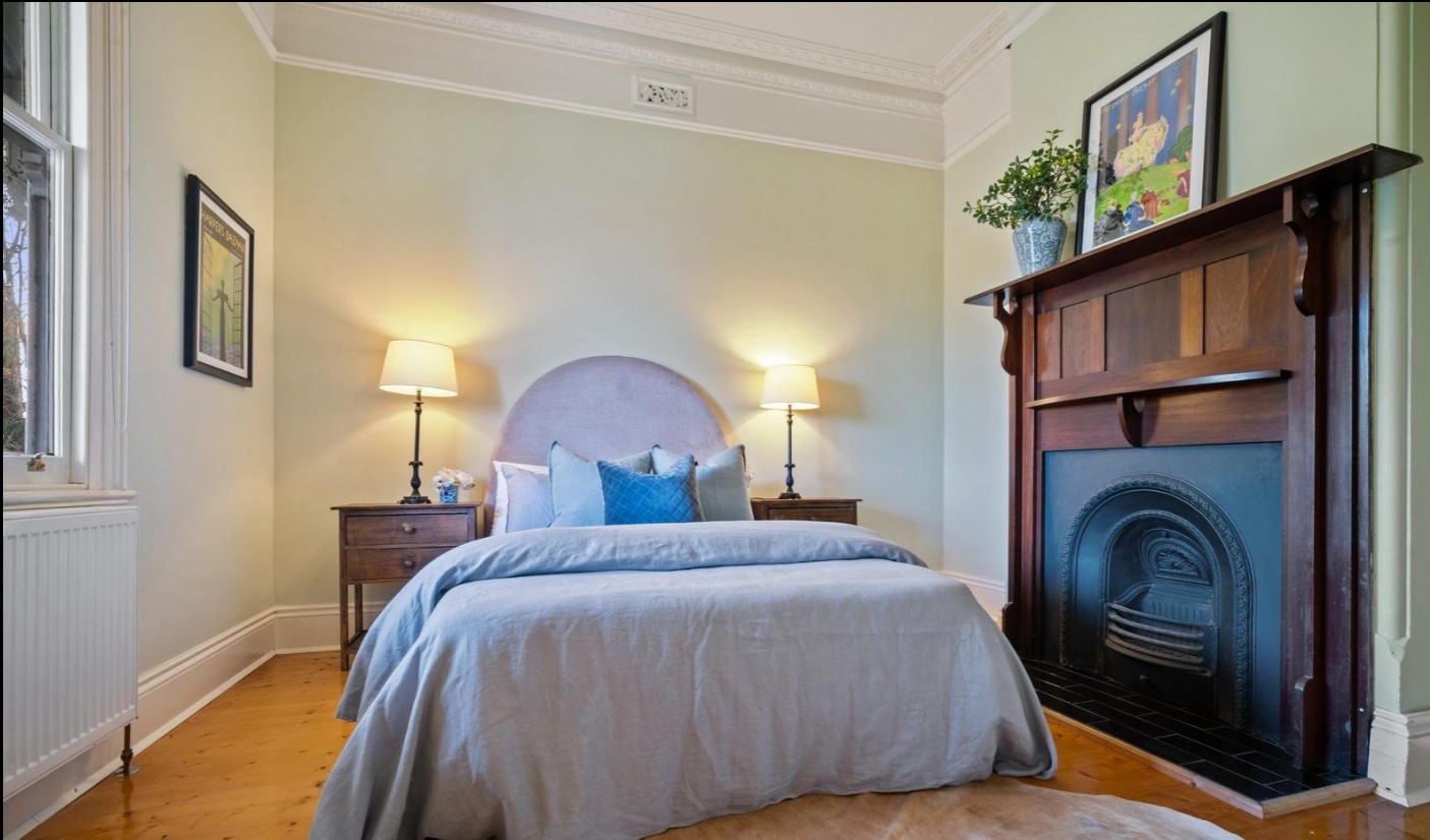 10 Queen Victoria St, Newington, VIC 3350 - Thumbnail 2 - 07/10/2025