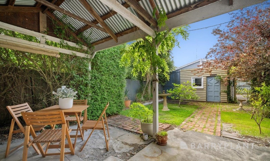 10 Queen Victoria Street, Newington, VIC 3350, Newington - Thumbnail 7