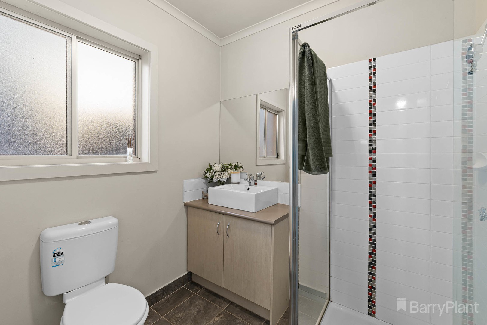 10 Red Gum Circuit, Pakenham, VIC 3810, Pakenham - Thumbnail 8