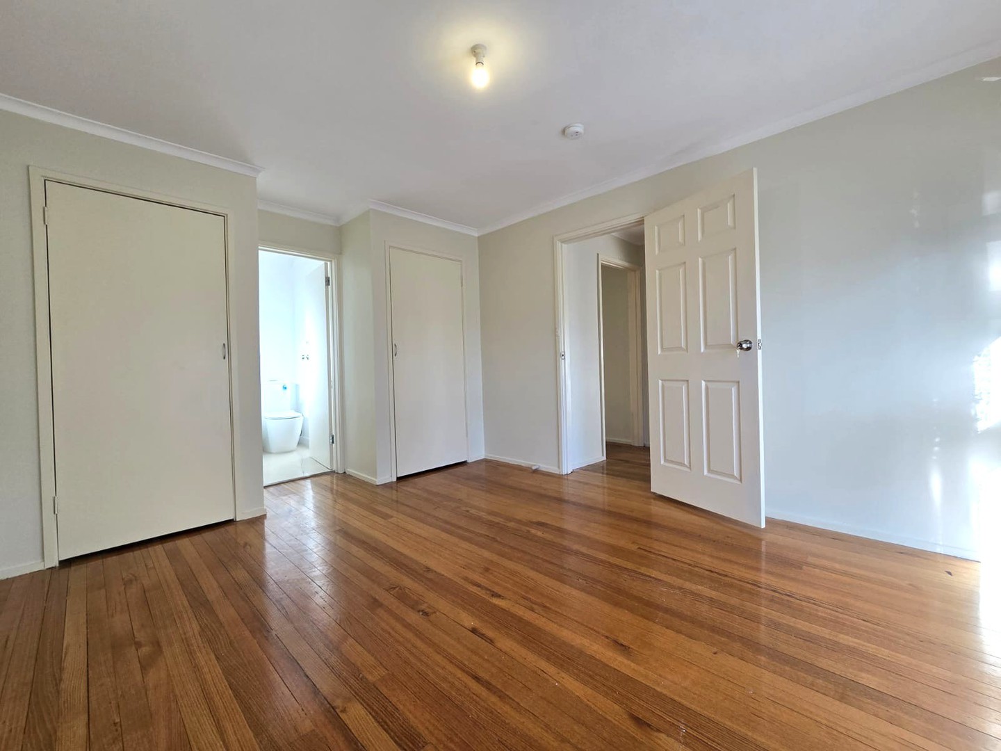 10 Revell Crescent, St Albans, VIC 3021, St Albans - Thumbnail 8