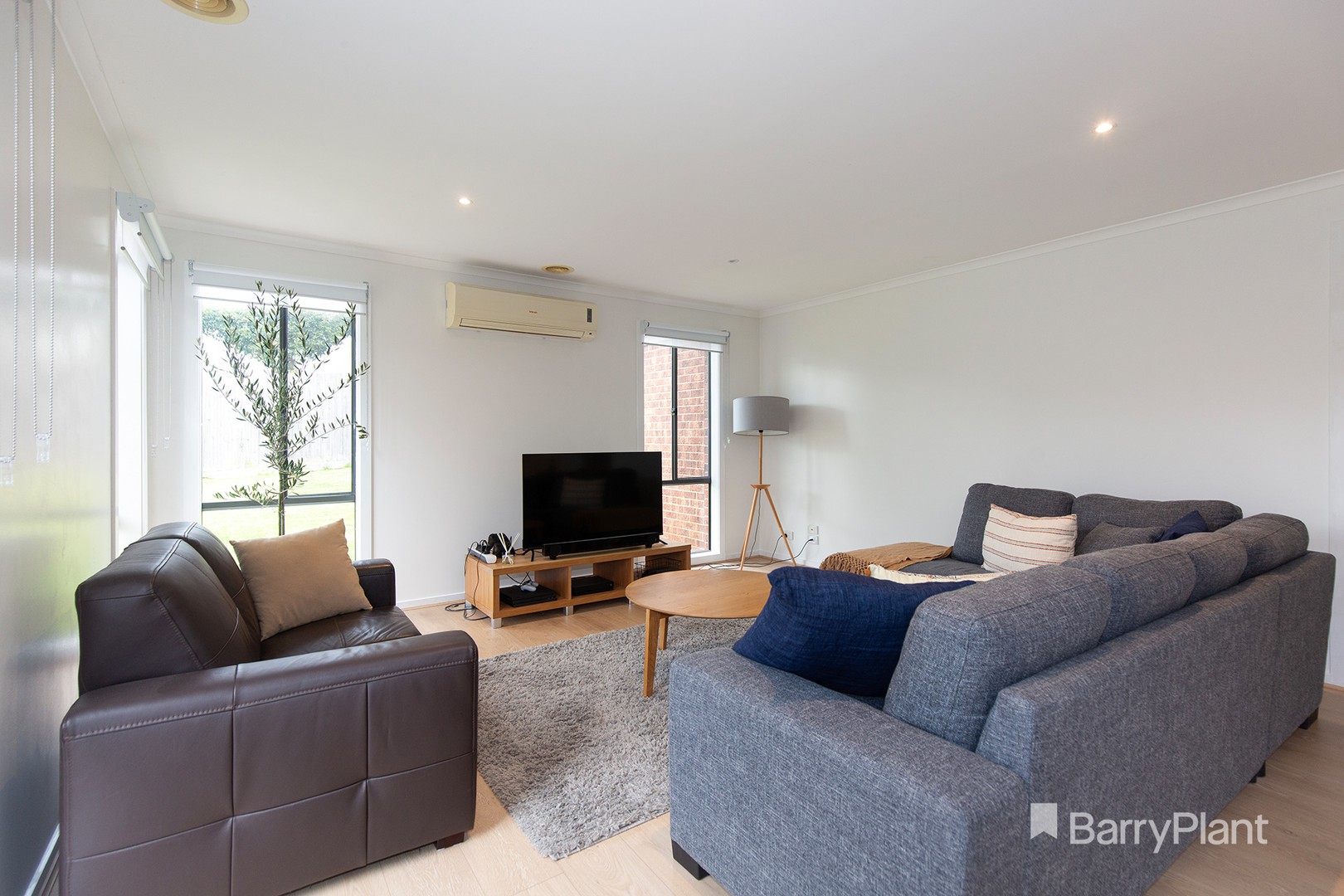 10 Rivendale Crescent, Drouin, VIC 3818, Drouin - Thumbnail 4