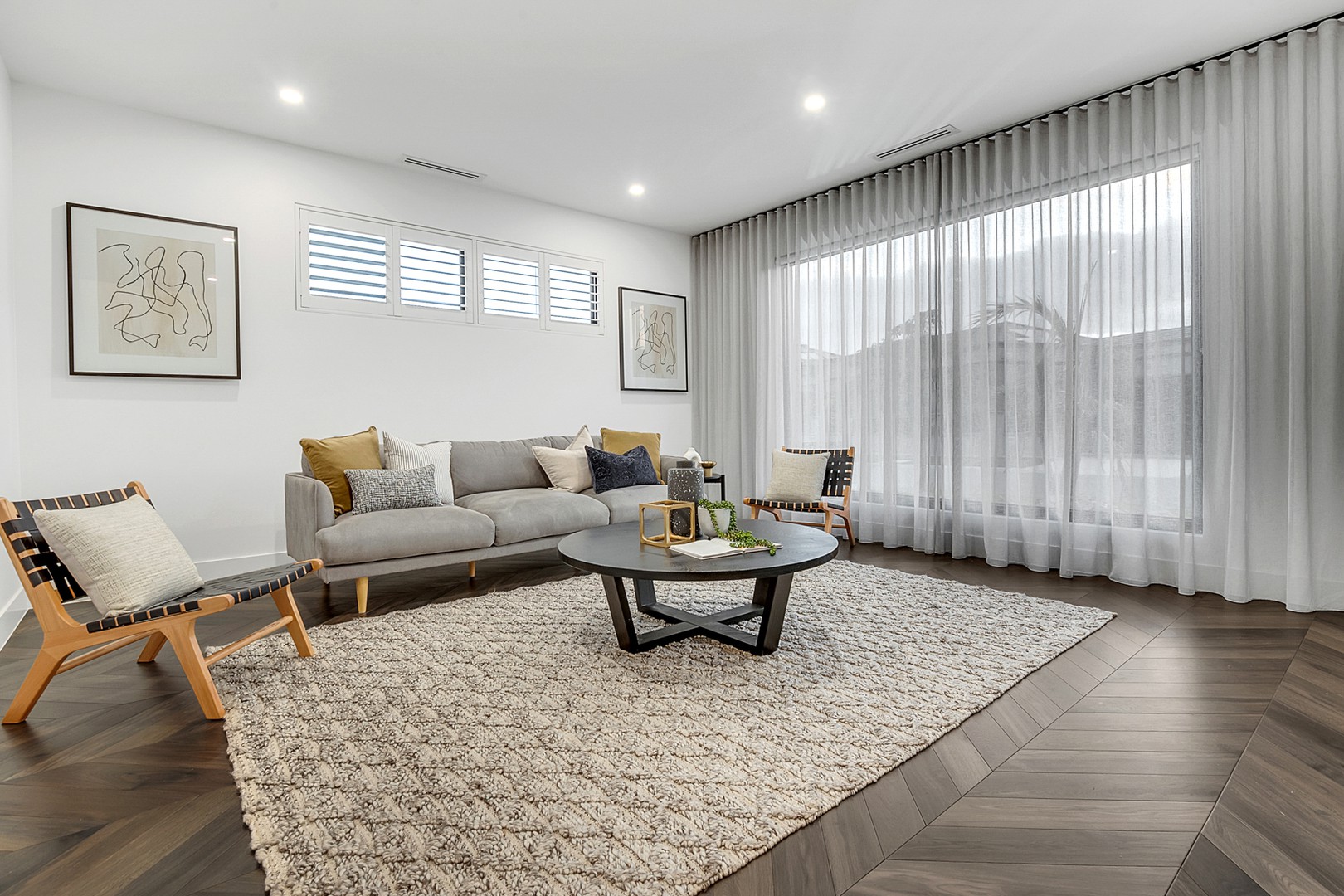 10 Roebling Street, Craigieburn, VIC 3064, Craigieburn - Thumbnail 3