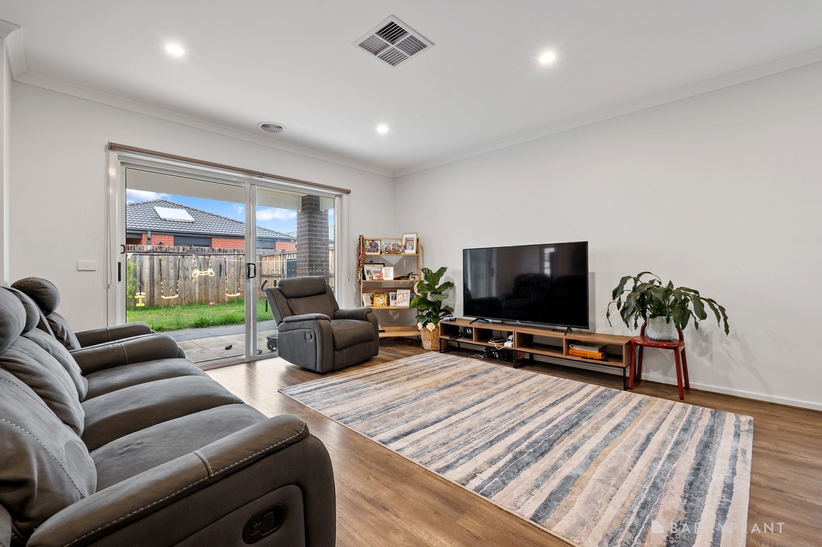 10 Rosebank Road, Thornhill Park, VIC 3335, Thornhill Park - Thumbnail 4