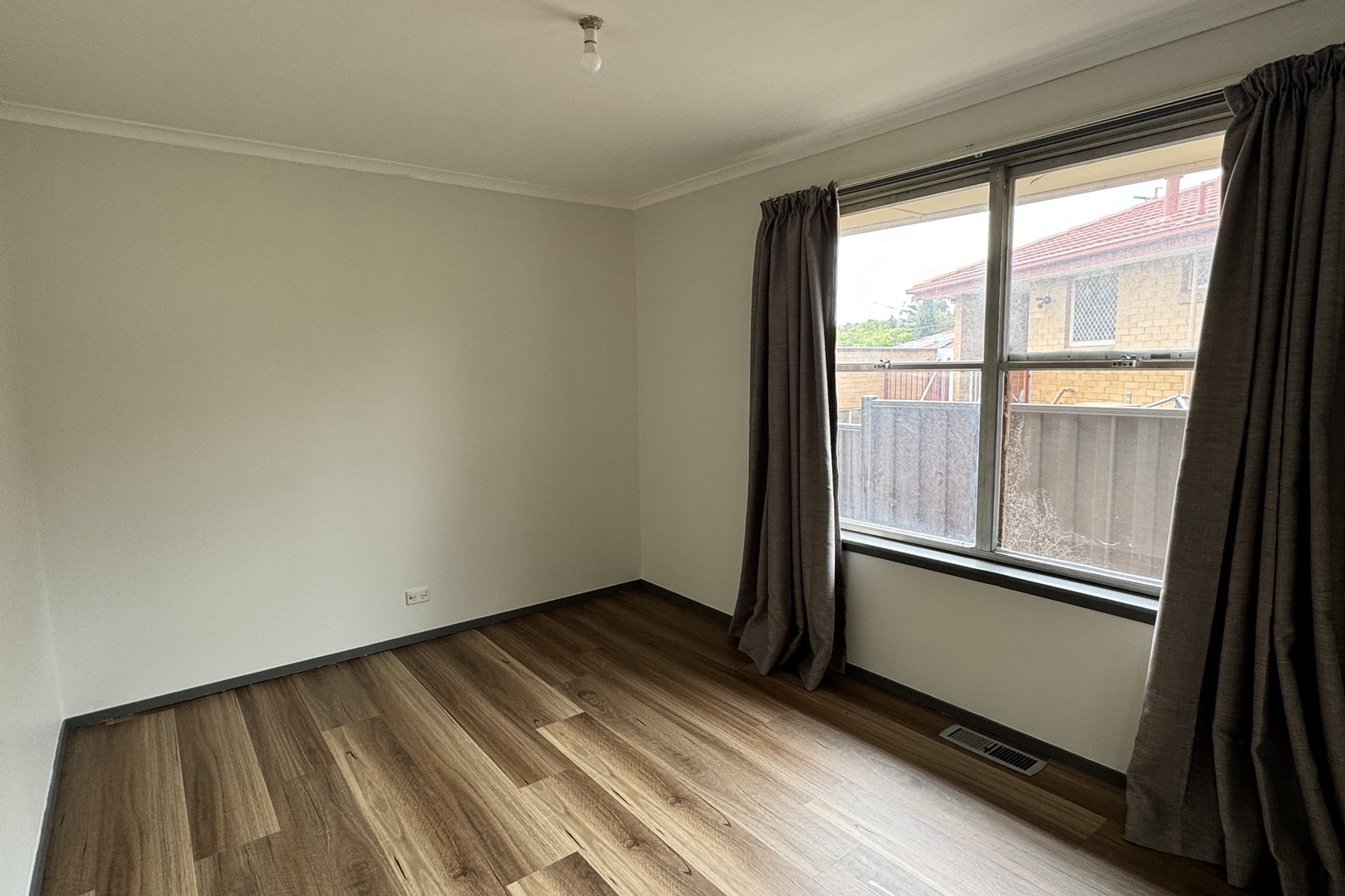 10 Rosebud Crescent, Broadmeadows, VIC 3047, Broadmeadows - Thumbnail 5