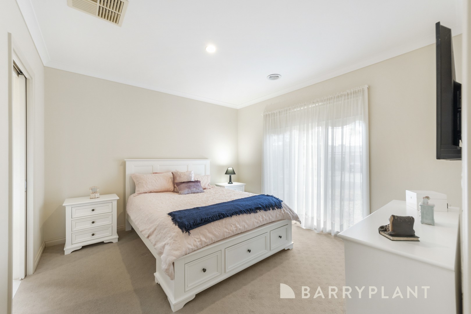 10 Rotarian Place, Melton West, VIC 3337, Melton West - Thumbnail 5