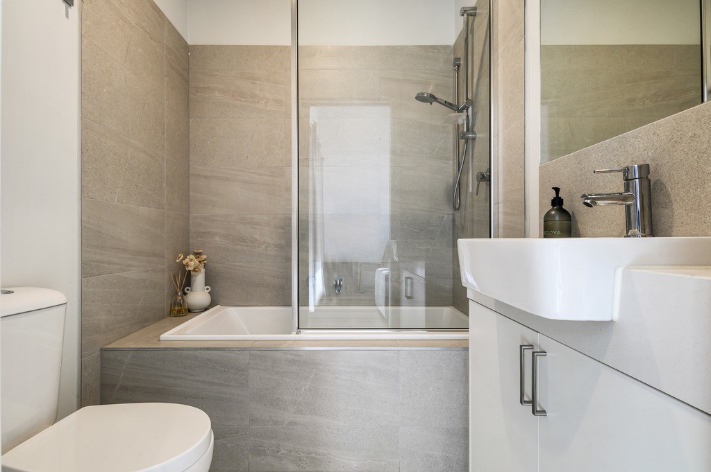 10 Rowan Place, Bayswater, VIC 3153, Bayswater - Thumbnail 5