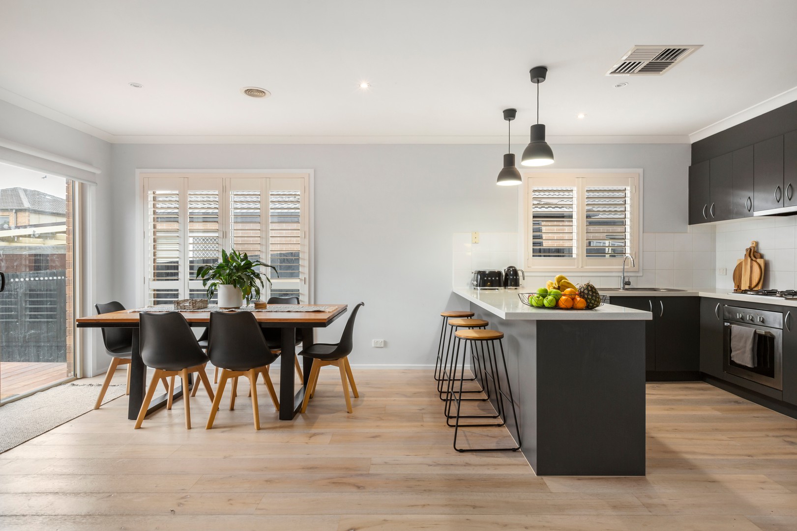 10 Rowanval TerraceMernda, VIC 3754  - Leased, Mernda - Thumbnail 3