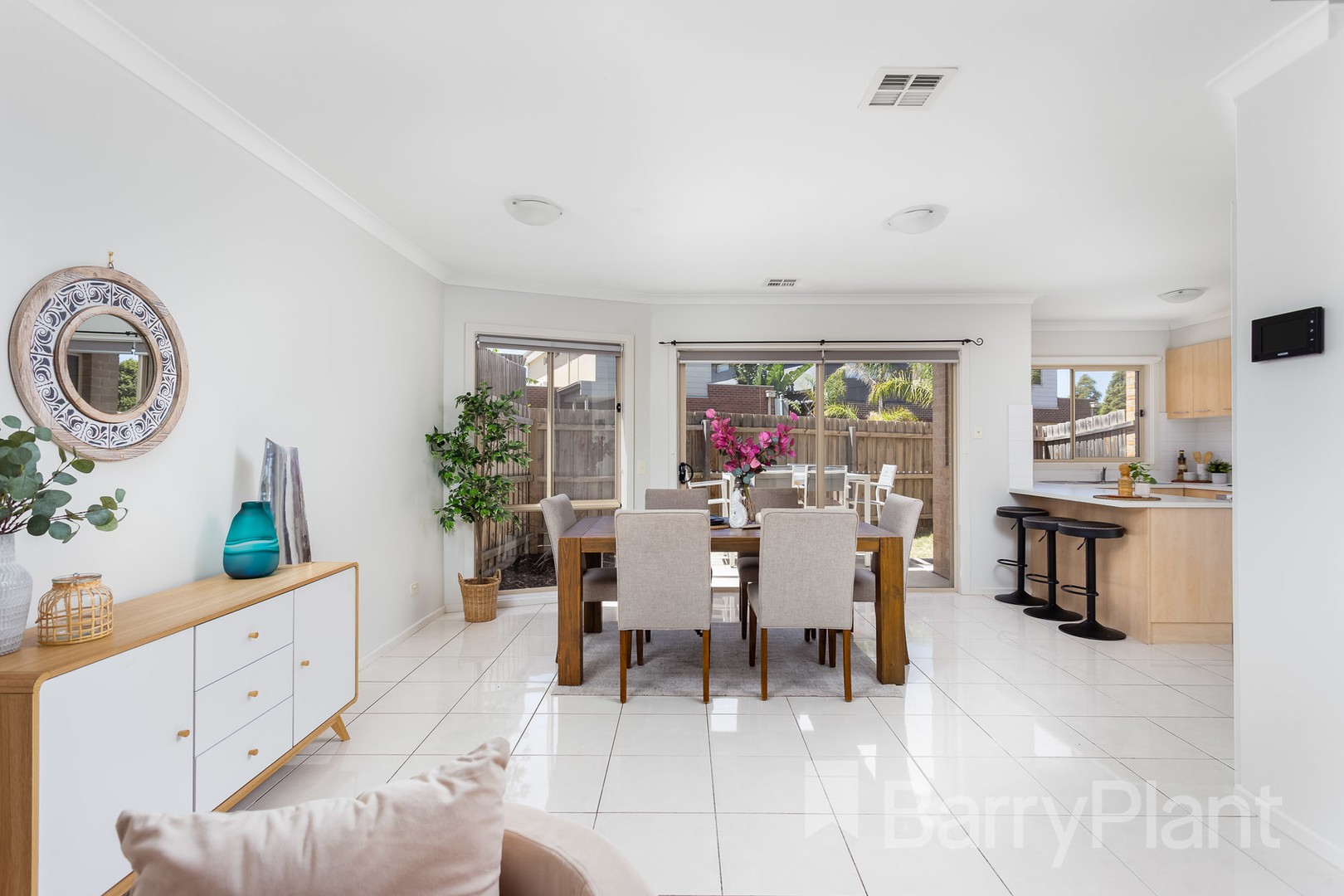 10 Rowland Drive, Point Cook, VIC 3030, Point Cook - Thumbnail 2