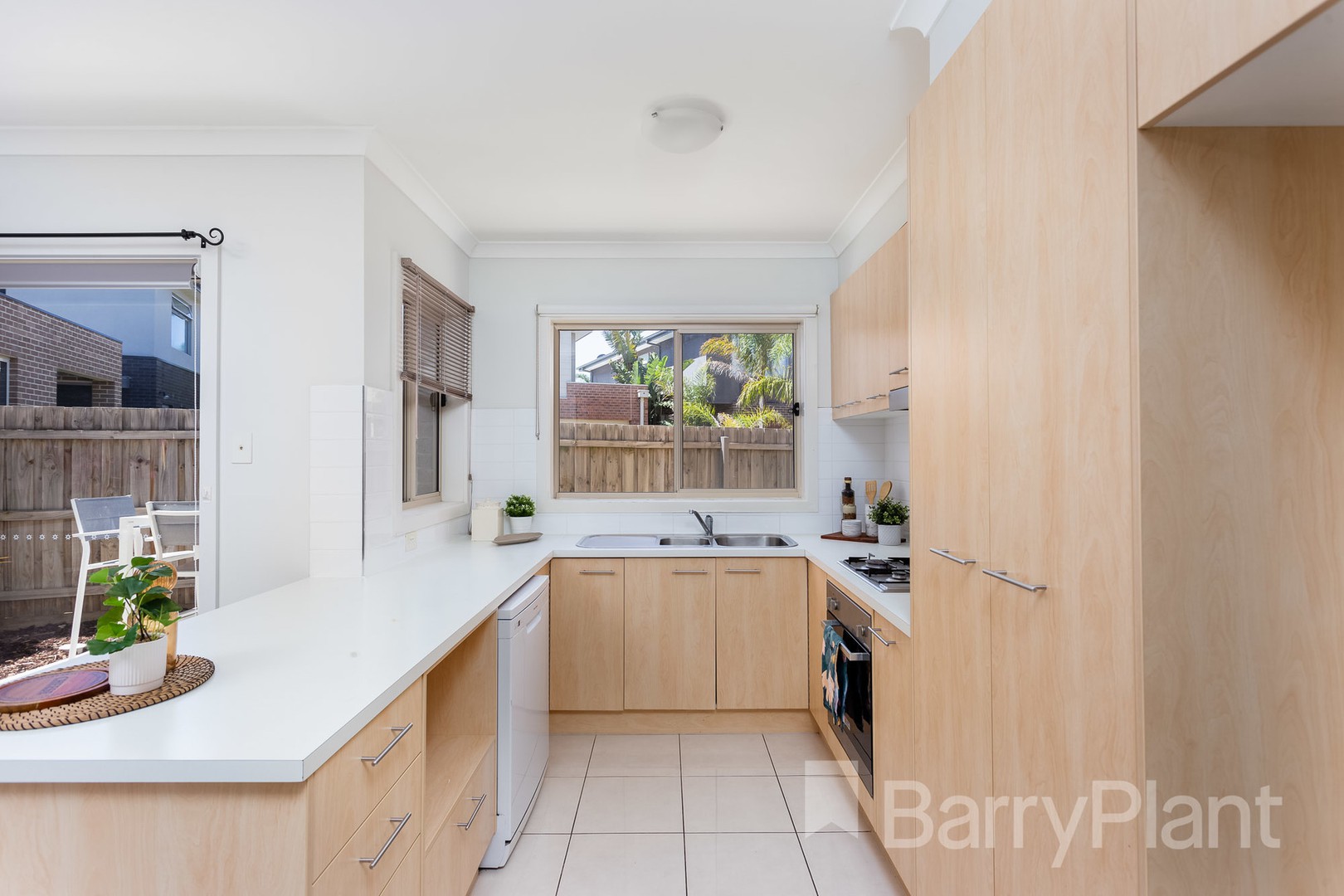 10 Rowland Drive, Point Cook, VIC 3030, Point Cook - Thumbnail 5