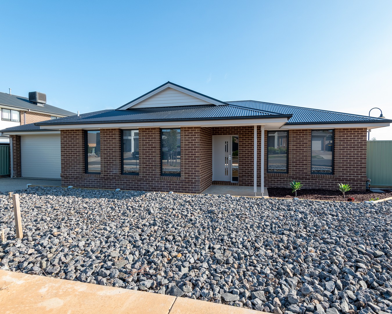 10 Roxburgh Crescent, Junortoun, VIC 3551 - Thumbnail 1 - 29/08/2023