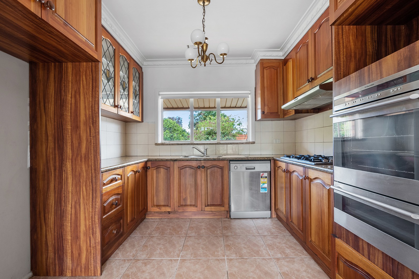 10 Ryan Street, Reservoir, VIC 3073, Reservoir - Thumbnail 2