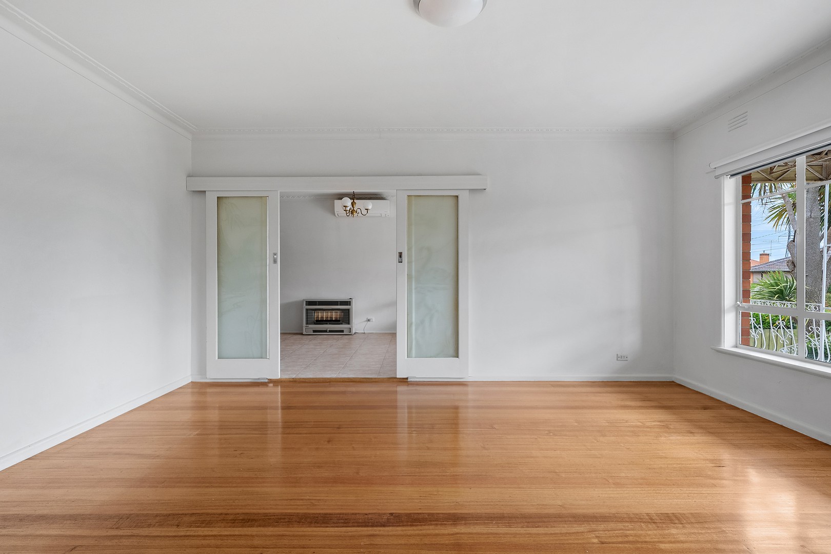 10 Ryan Street, Reservoir, VIC 3073, Reservoir - Thumbnail 3