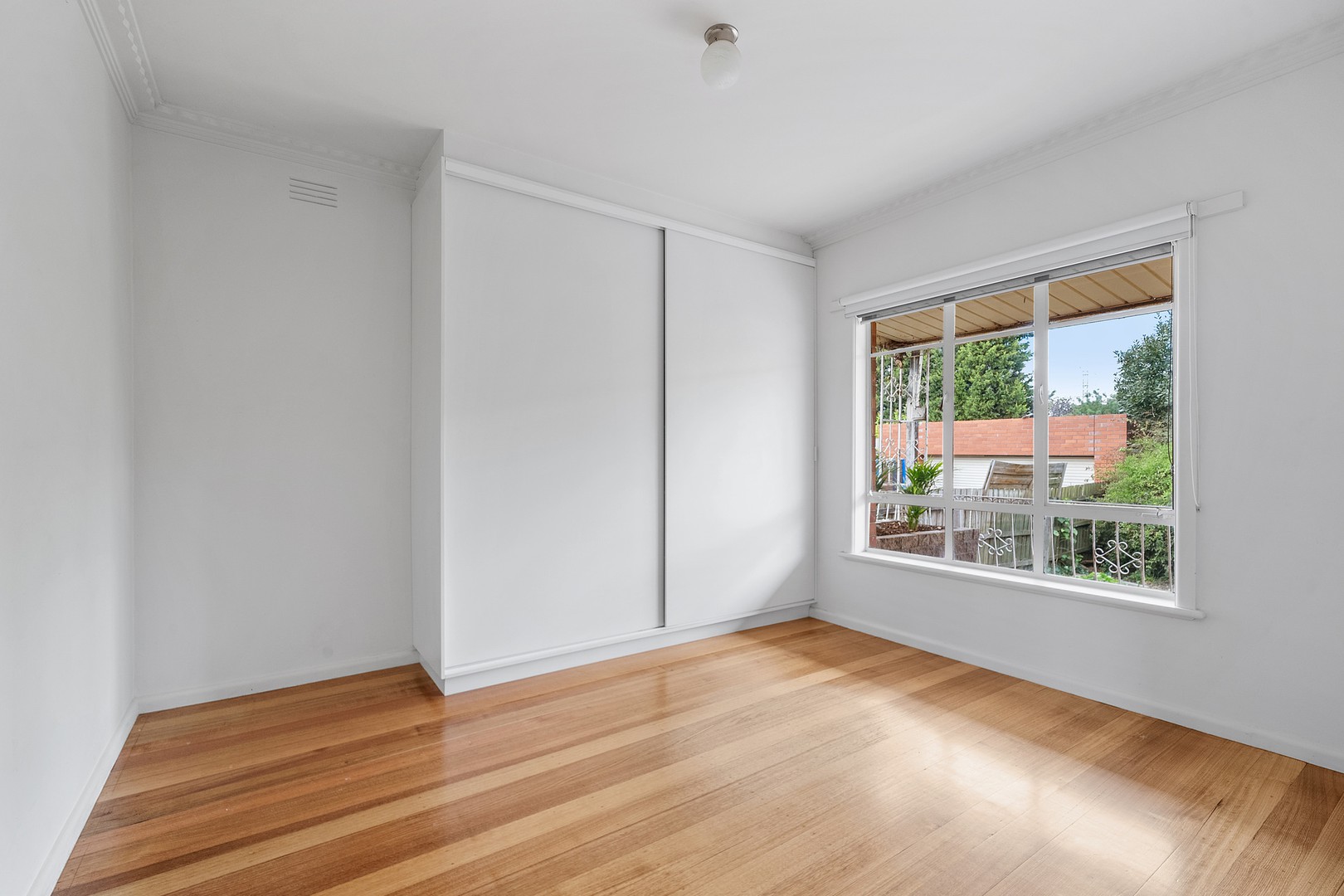 10 Ryan Street, Reservoir, VIC 3073, Reservoir - Thumbnail 8