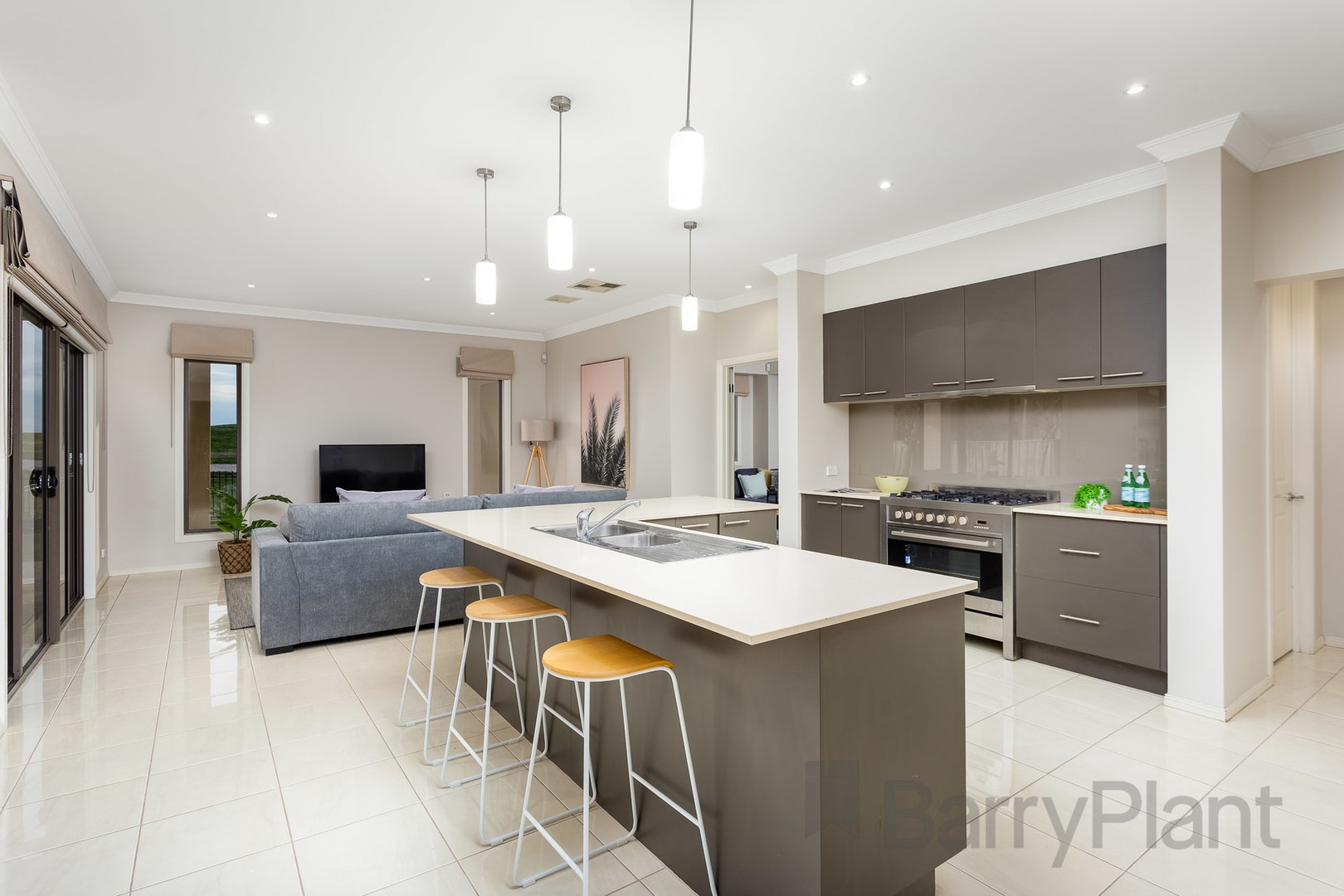 10 Sandhill Rise, Sanctuary Lakes, VIC 3030, Point Cook - Thumbnail 8