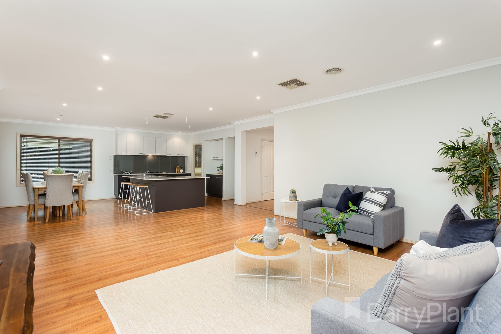 10 Sassafras Close, Point Cook, VIC 3030, Point Cook - Thumbnail 5