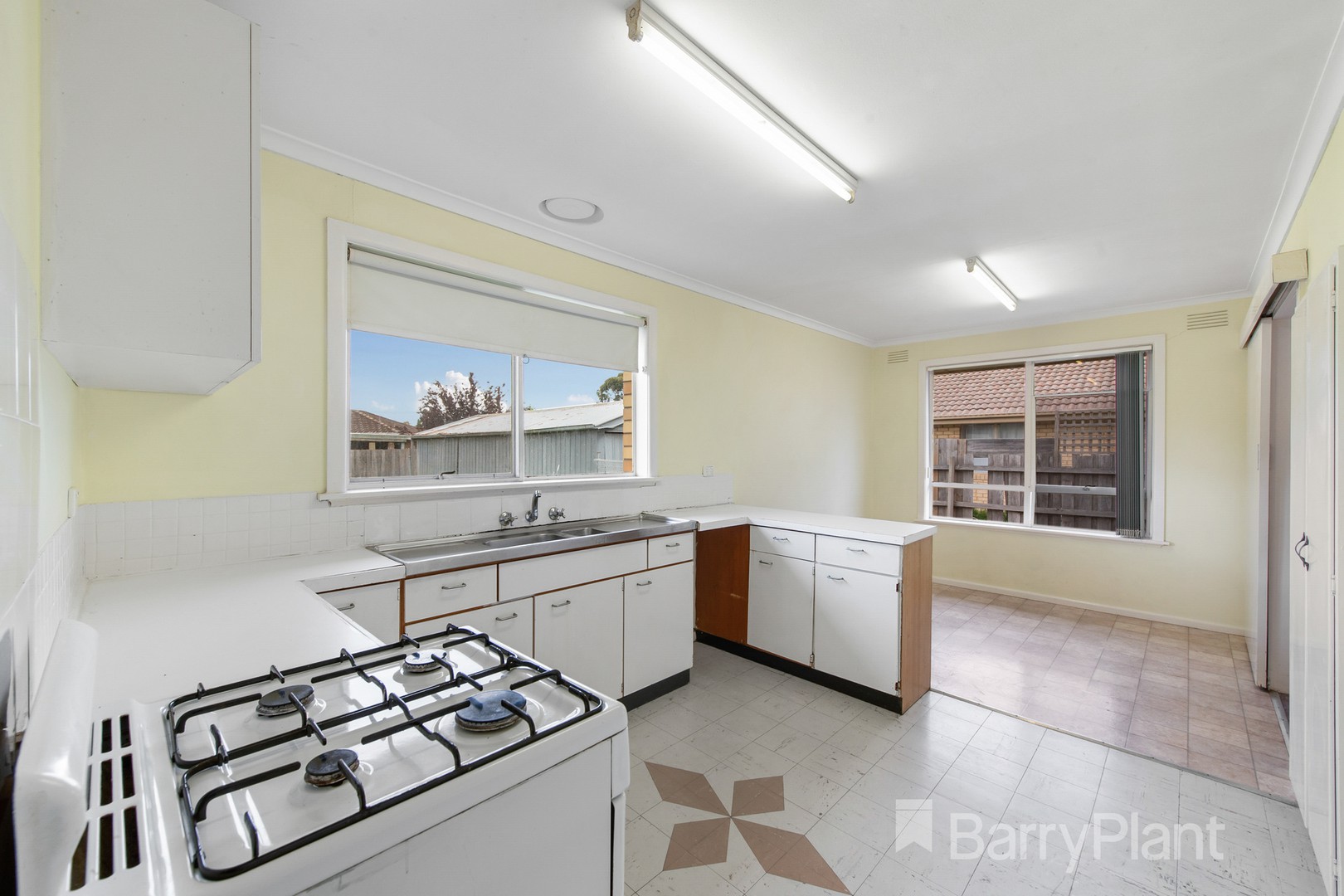 10 Second AvenueMelton South, VIC 3338, Melton South - Thumbnail 4