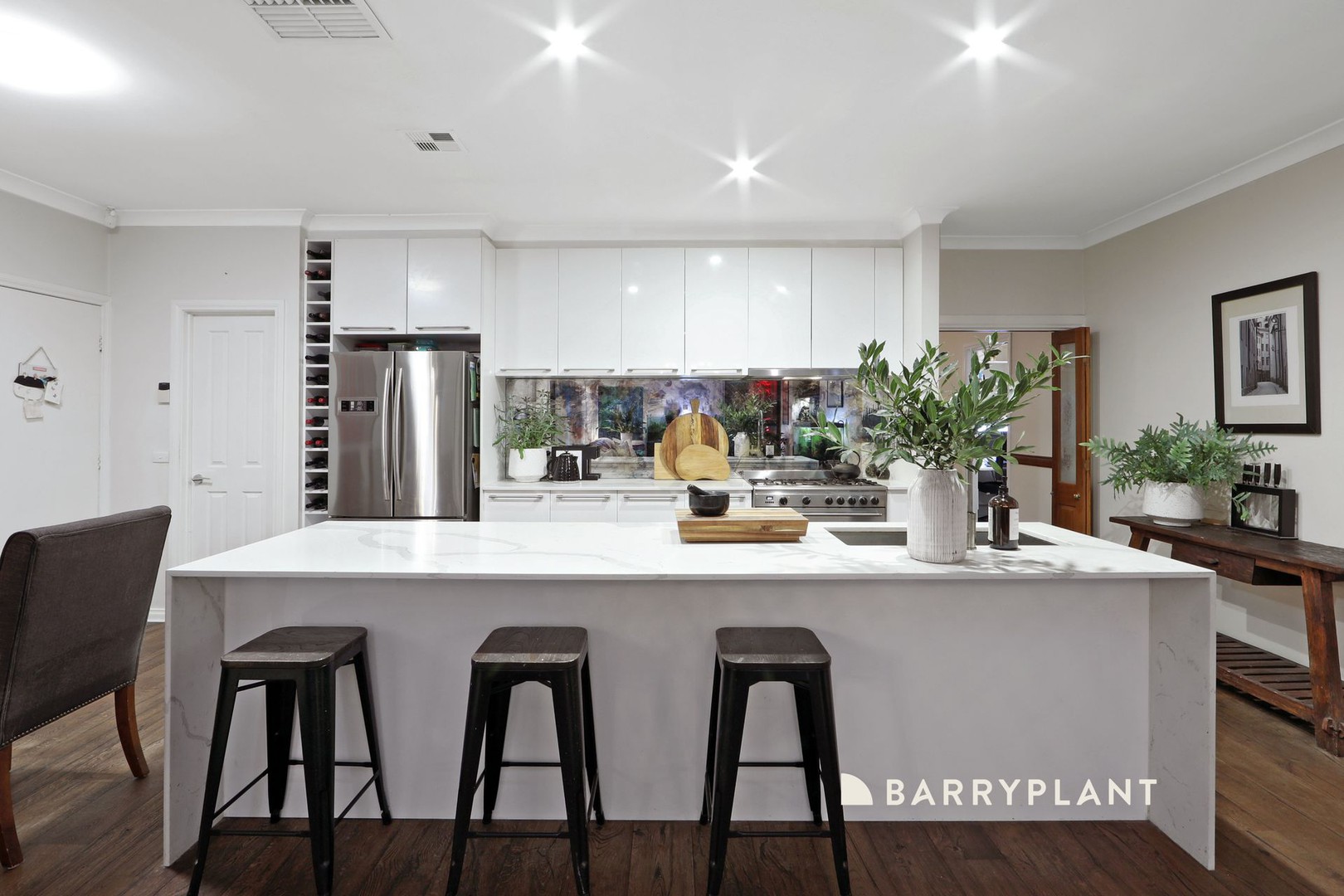 10 Shearer Drive, Rowville, VIC 3178 - Thumbnail 2 - 27/03/2025