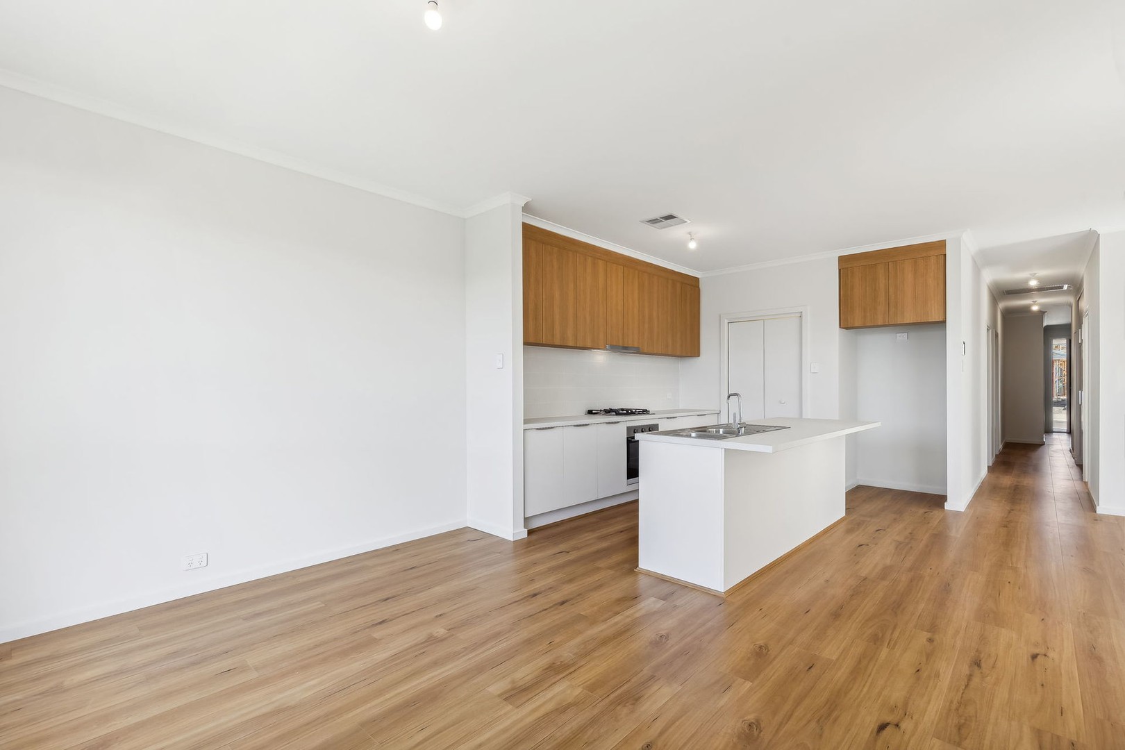 10 Shelduck Street, Port Noarlunga South, SA 5167, Port Noarlunga South - Thumbnail 5