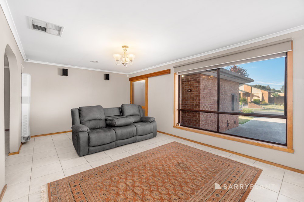 10 Sieben Close, Mill Park, VIC 3082 - Thumbnail 1 - 23/04/2025