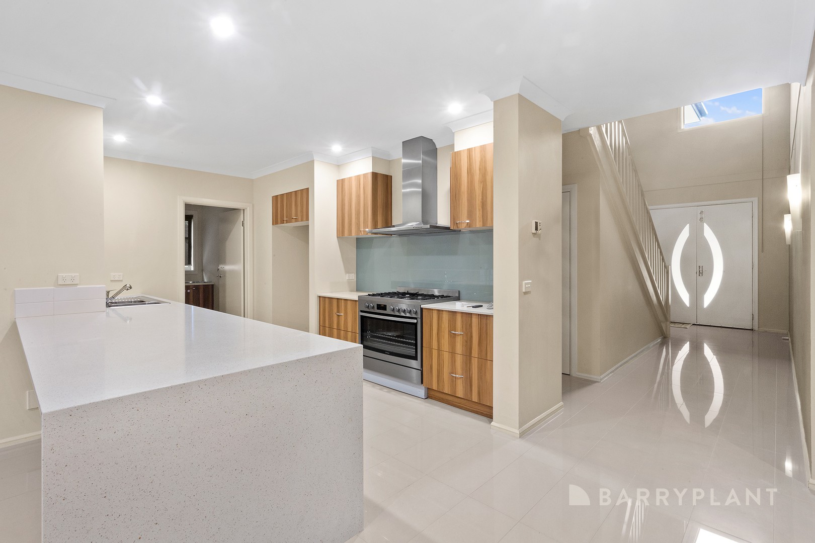 10 Sierra Boulevard, Cranbourne North, VIC 3977, Cranbourne North - Thumbnail 2