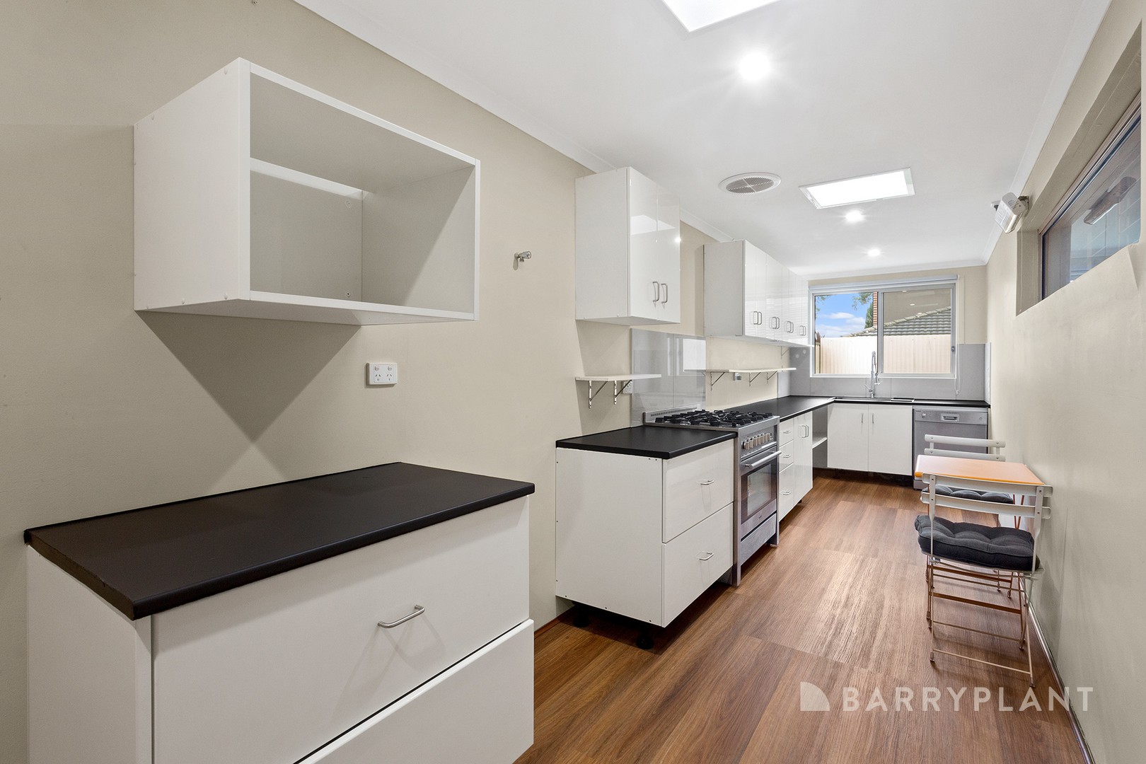 10 Sierra Boulevard, Cranbourne North, VIC 3977, Cranbourne North - Thumbnail 4
