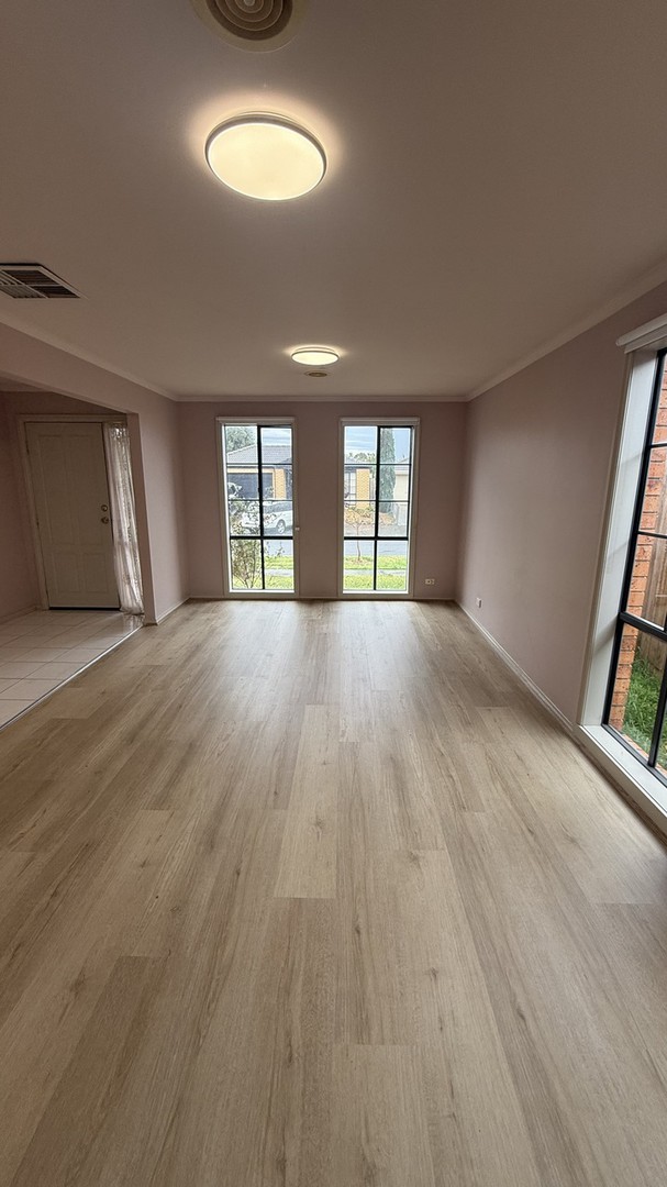 10 Solar Court, Tarneit, VIC 3029 - Thumbnail 1 - 29/08/2025