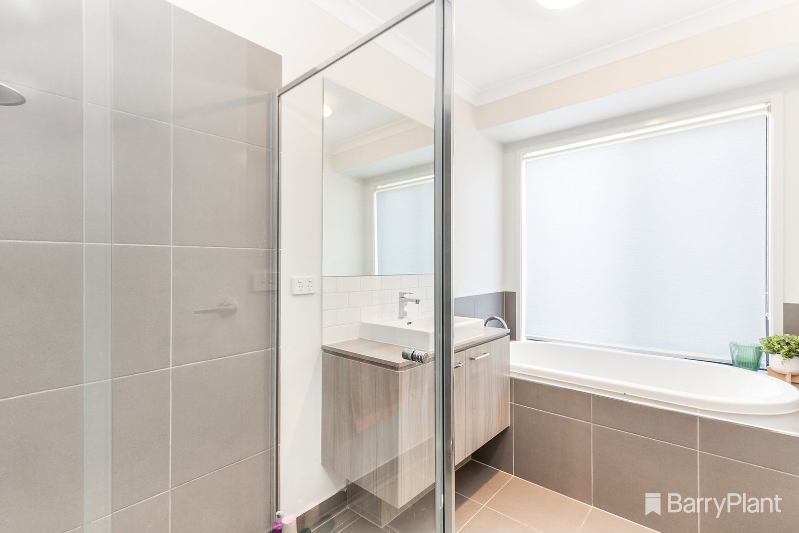 10 Solsbury Crescent, Keysborough, VIC 3173, Keysborough - Thumbnail 5