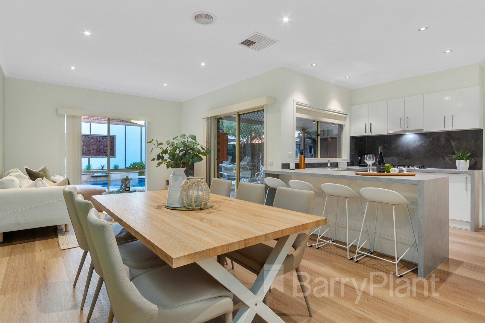 10 Sovereign Place, Wantirna South, VIC 3152, Wantirna South - Thumbnail 3