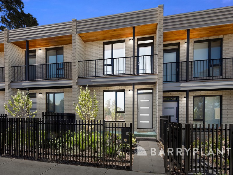 10 Spotted Gum Crescent, Sunshine North, VIC 3020 - Image - 29/09/2026