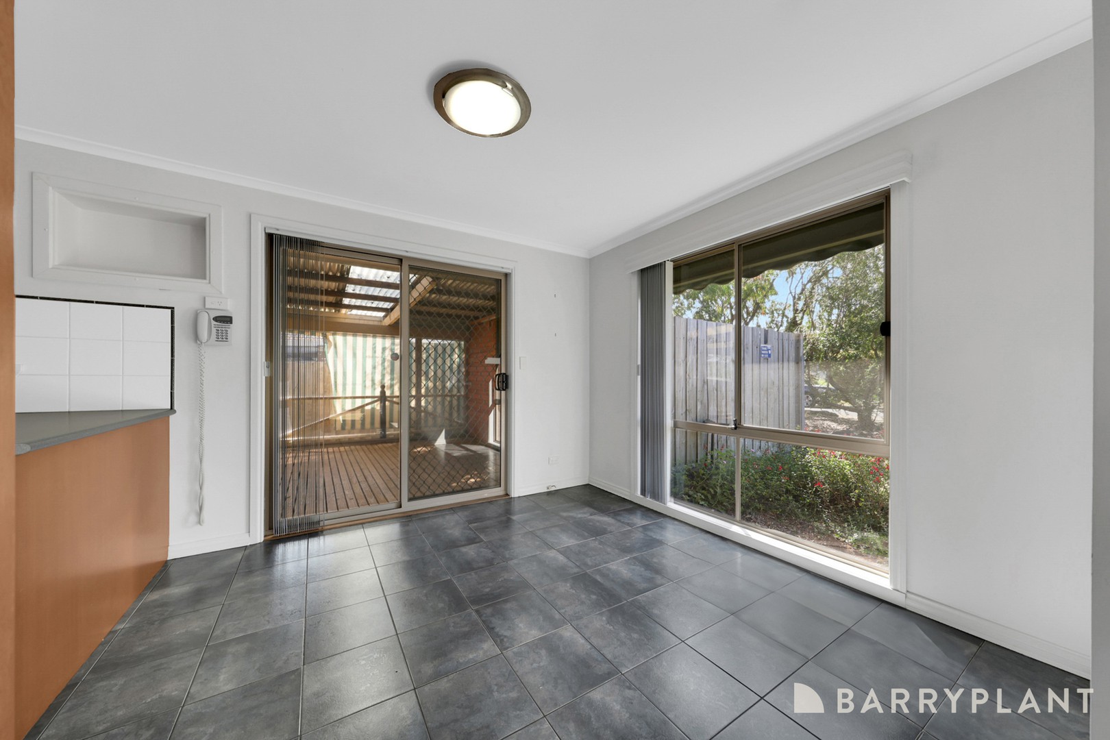 10 Springfield Court, Mill Park, VIC 3082, Mill Park - Thumbnail 6