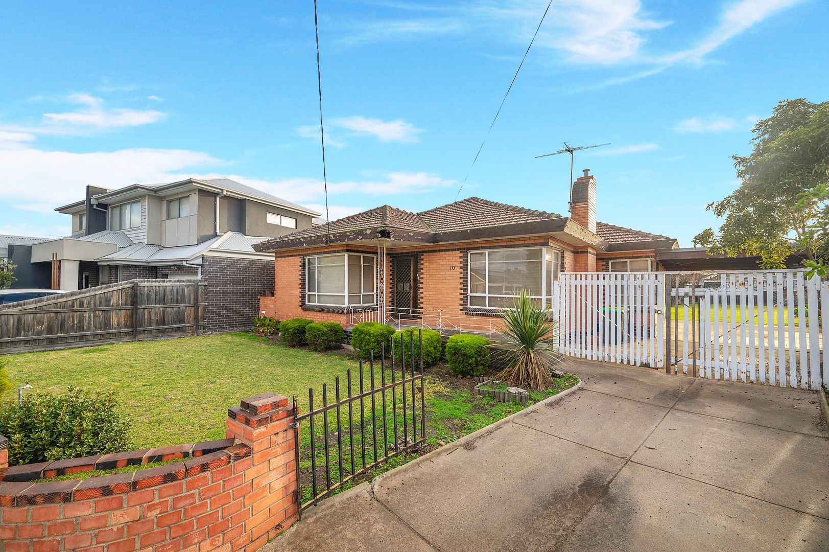 10 Stapley Crescent, Altona North, VIC 3025, Altona North - Thumbnail 2