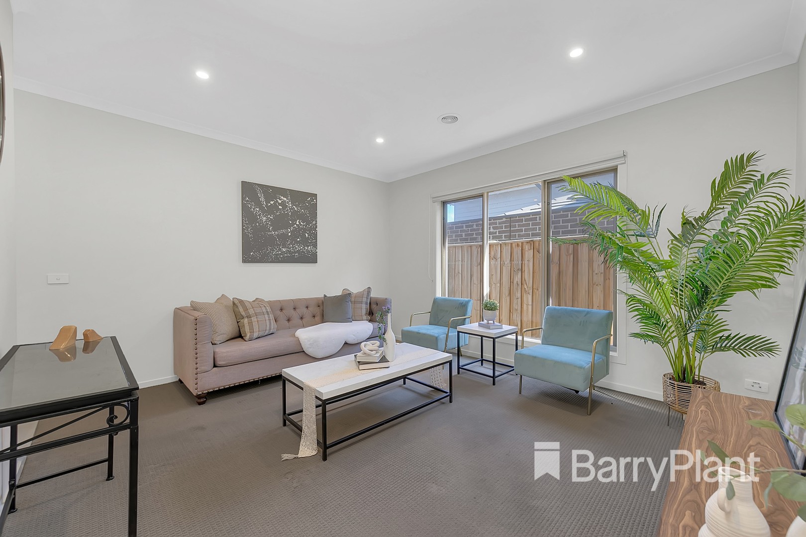 10 Stature Street, Doreen, VIC 3754, Doreen - Thumbnail 2