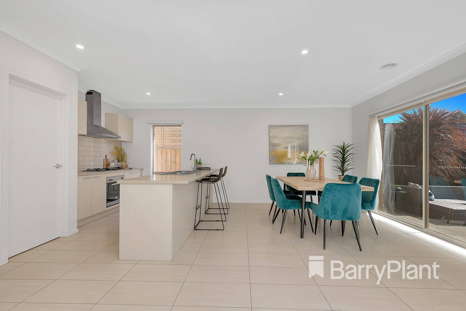 10 Stature Street, Doreen, VIC 3754, Doreen - Thumbnail 4