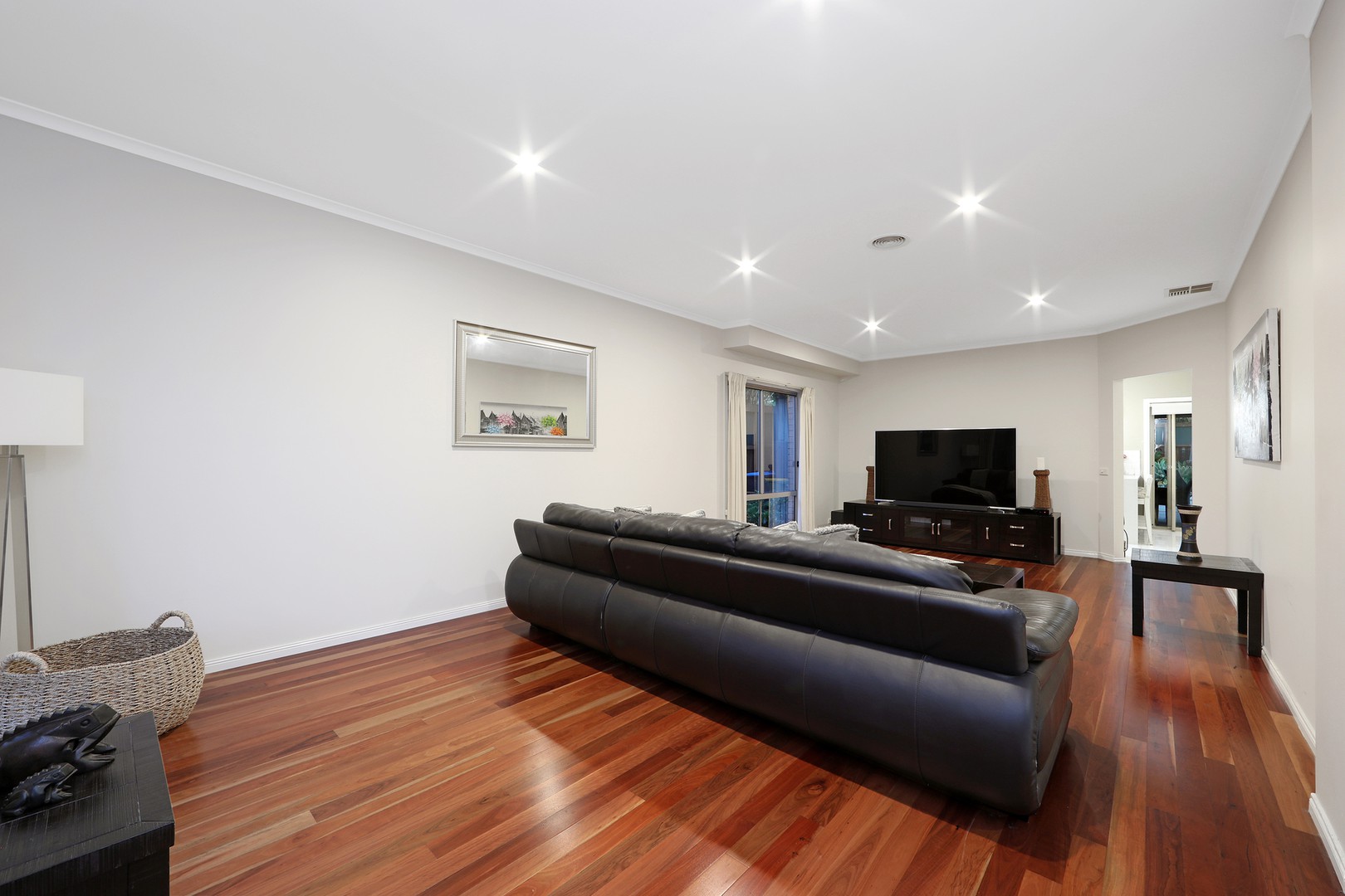 10 Stephenson Court, Rowville, VIC 3178, Rowville - Thumbnail 4