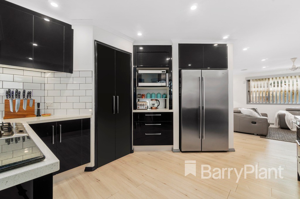 10 Stillman Drive, Mill Park, VIC 3082, Mill Park - Thumbnail 5